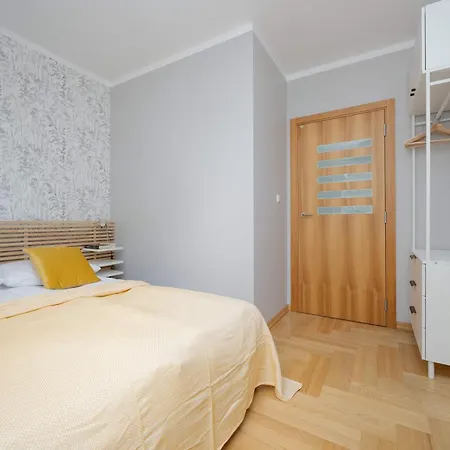 Wooden Zytnia In With Parking By Renters *