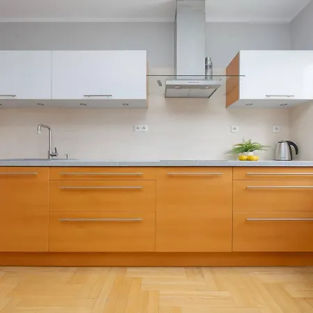 Wooden Zytnia In With Parking By Renters