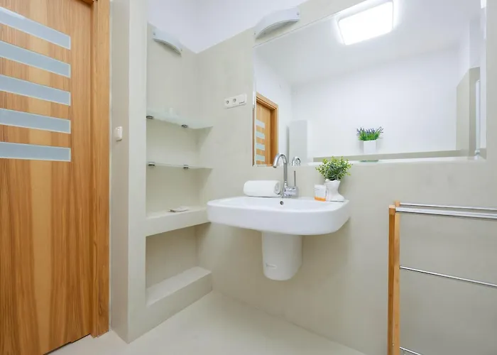 Apartman Wooden Zytnia In With Parking By Renters Varsó