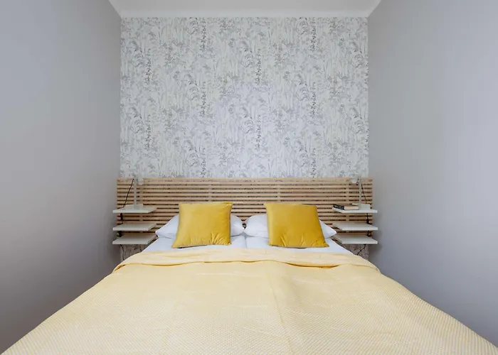 Wooden Zytnia In With Parking By Renters Varsó