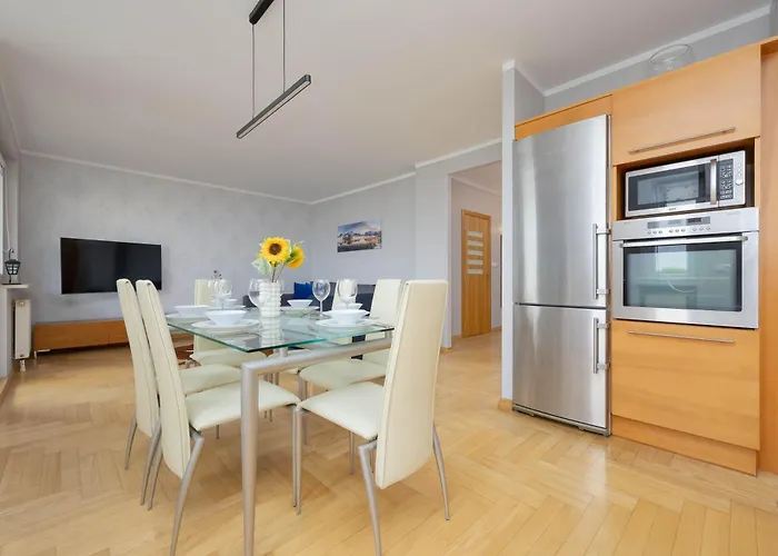 Wooden Zytnia In With Parking By Renters Apartman *