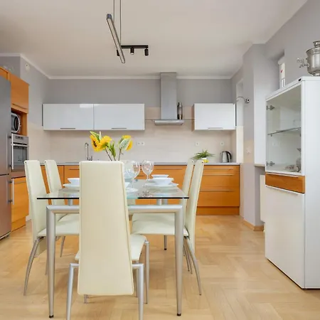 شقة Wooden Zytnia In With Parking By Renters *