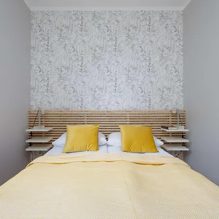 Wooden Zytnia In With Parking By Renters Varsóvia